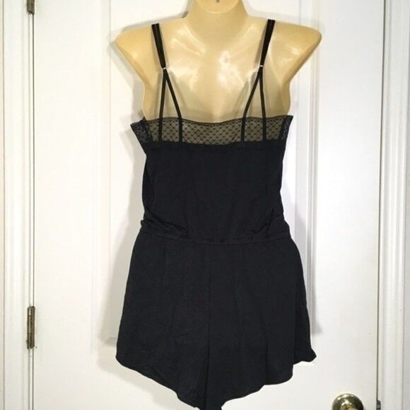 NWT VICTORIA'S SECRET SHEER TRIM BLACK ROMPER PJ LOUNGEWEAR SMALL‎ - Picture 6 of 9